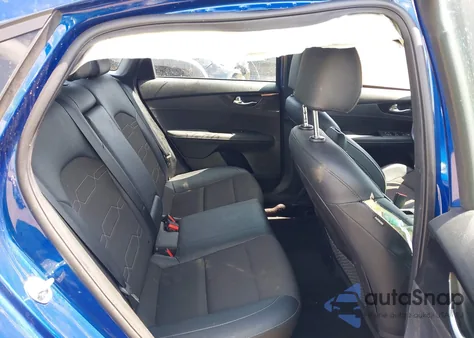 2024 Kia Forte Gt-Line z USA, uszkodzony, nr VIN 3KPF54AD3RE791701